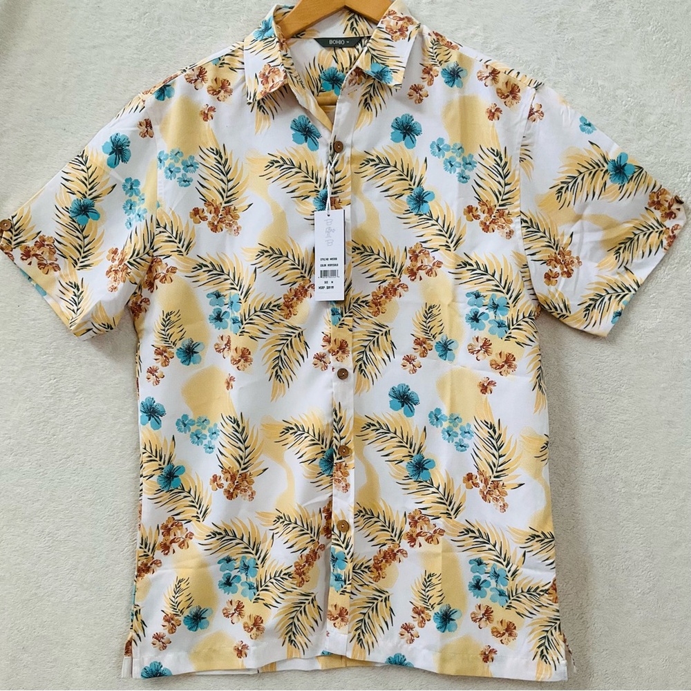 NWT BOHIO BREEZE Hawaiian Tropical Short Sleeve Button Down Shirt Men’s Medium